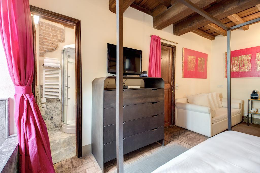 Bed & Breakfast Residenza Torre Colonna Rome
