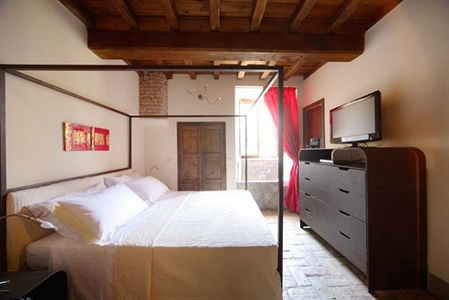 Bed & Breakfast Residenza Torre Colonna