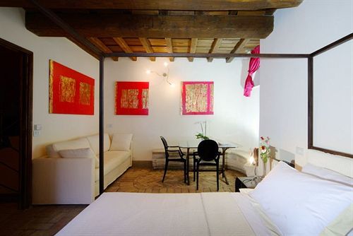 Residenza Torre Colonna Rome