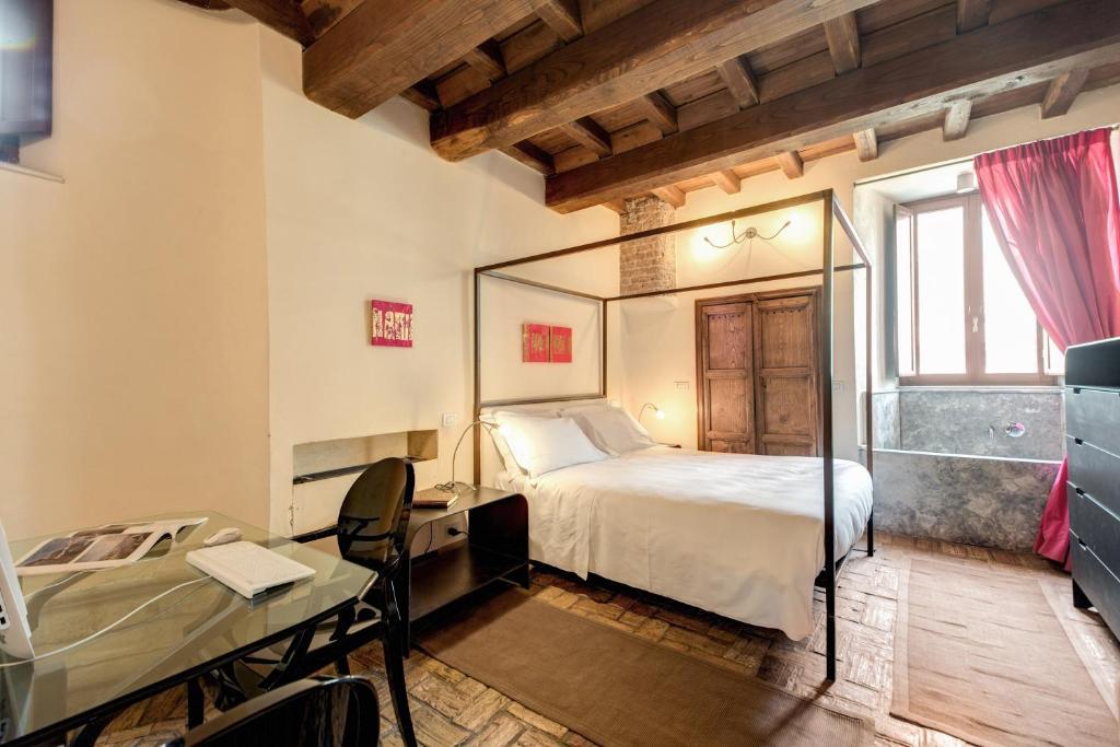 Bed & Breakfast Residenza Torre Colonna 4*