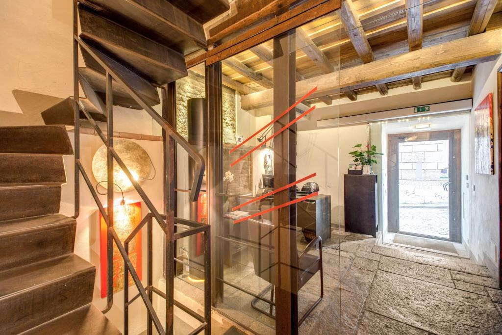 Bed & Breakfast Residenza Torre Colonna 4*