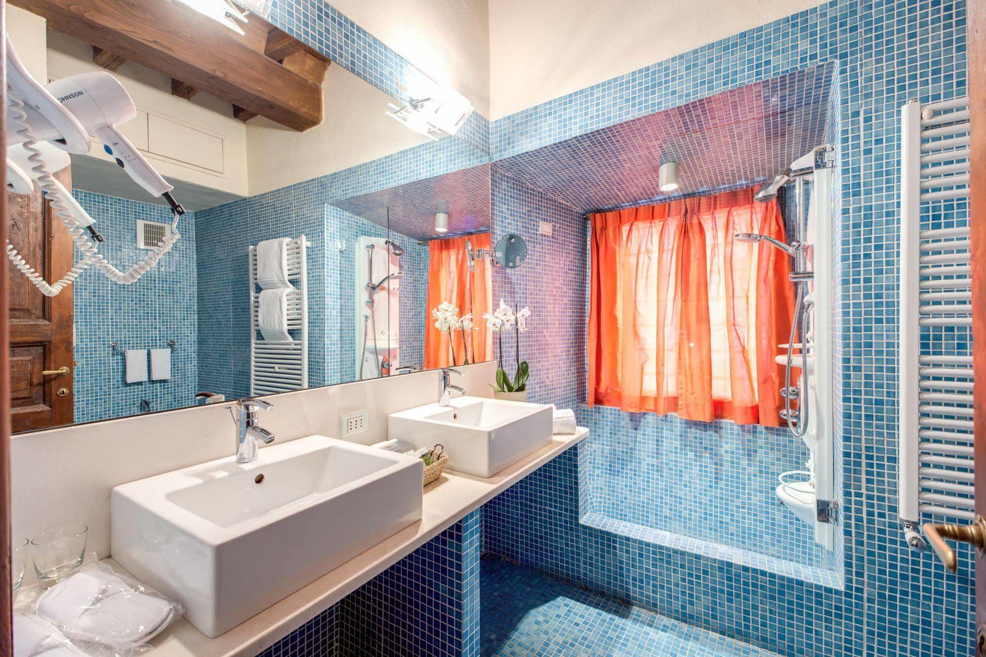 Residenza Torre Colonna 4* Roma