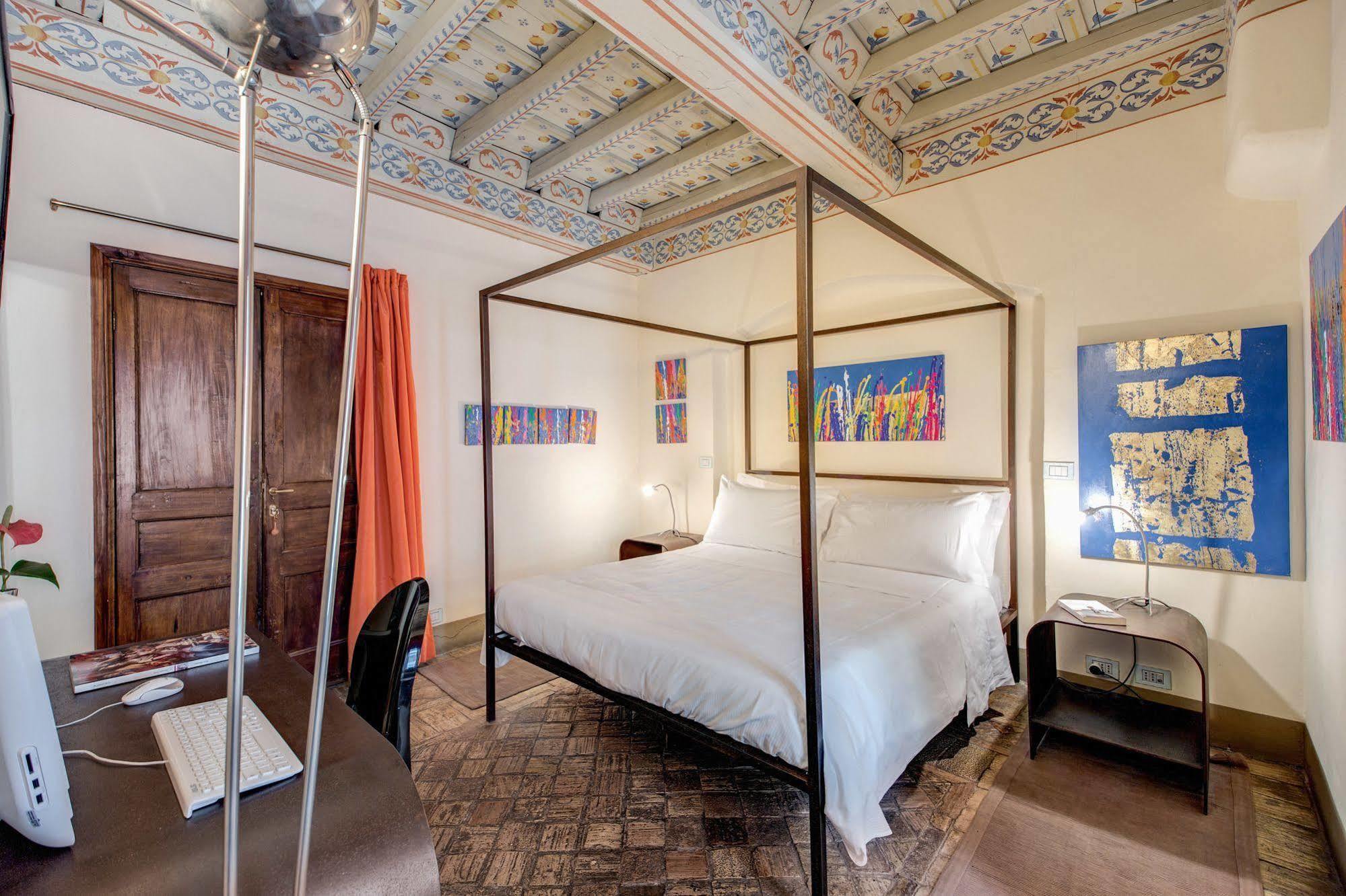 Residenza Torre Colonna 4* Roma