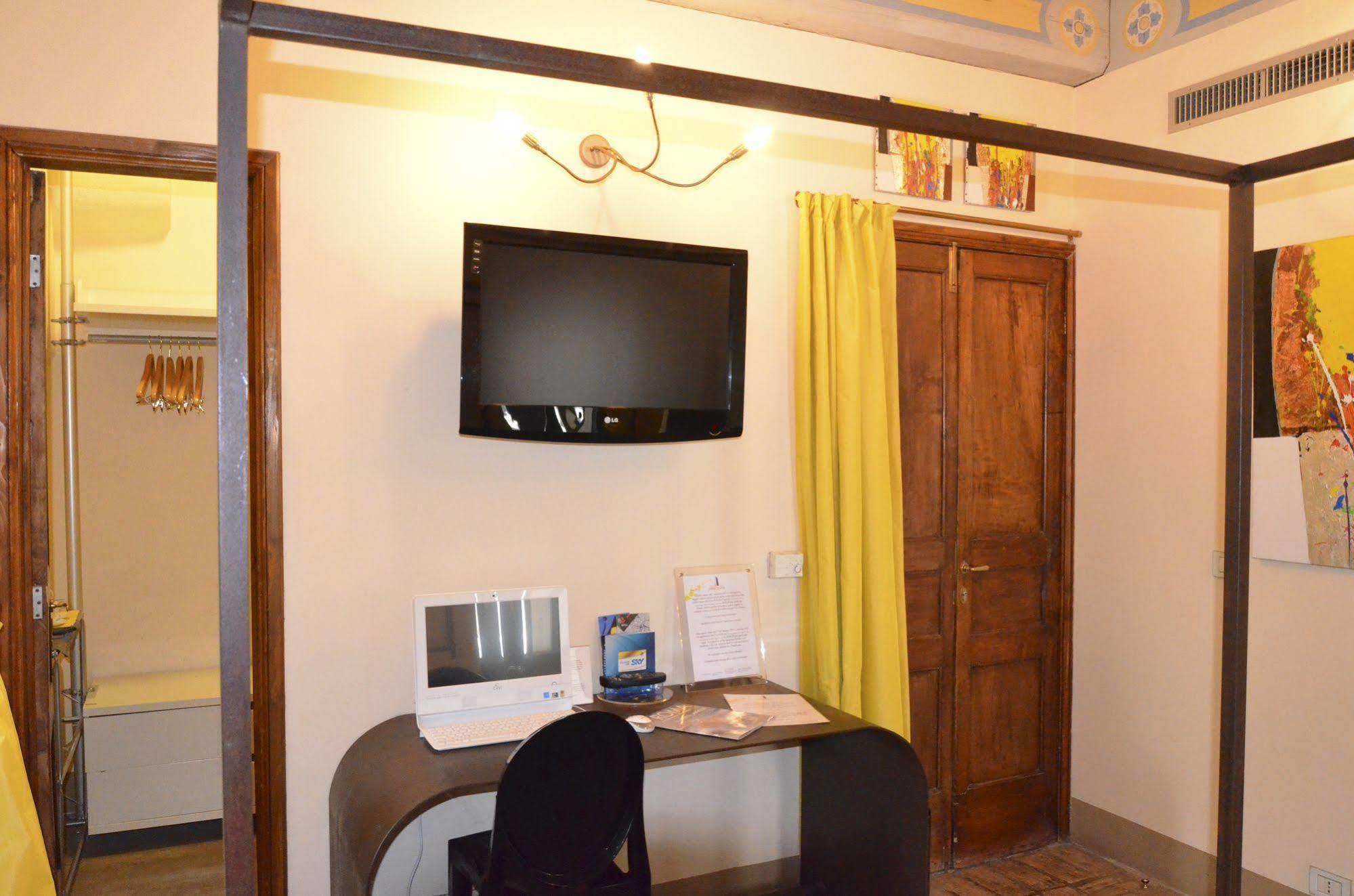 Residenza Torre Colonna 4* Roma