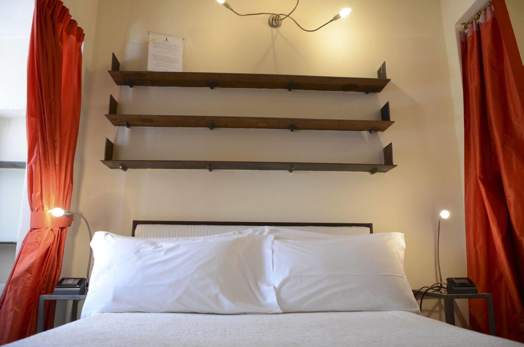 Residenza Torre Colonna Bed & Breakfast Rome
